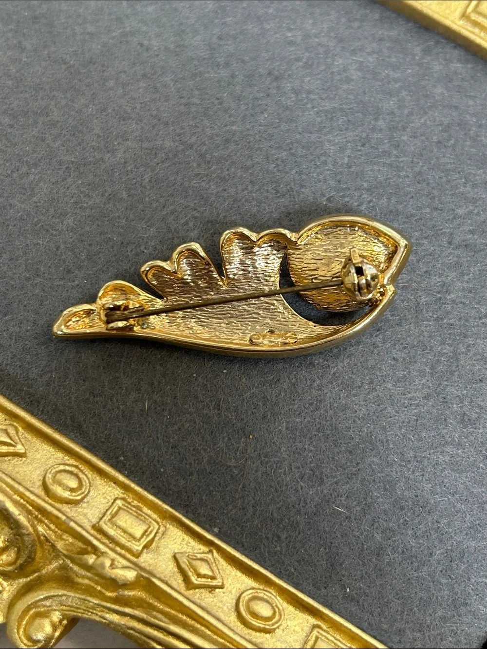 Gold-Tone Pearl and Crystal Fan Brooch - Elegant Women's Jewelry
